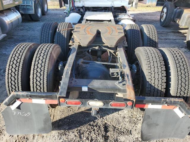 2021 Freightliner Cascadia 126 VIN 3AKJHLDV4MSMS2942 COPART salvage auction — ROLLOVER, FL - CERT OF TITLE SLVG REBUILDABLE, sold $9,600 on 2026-10-07 (photo 9)