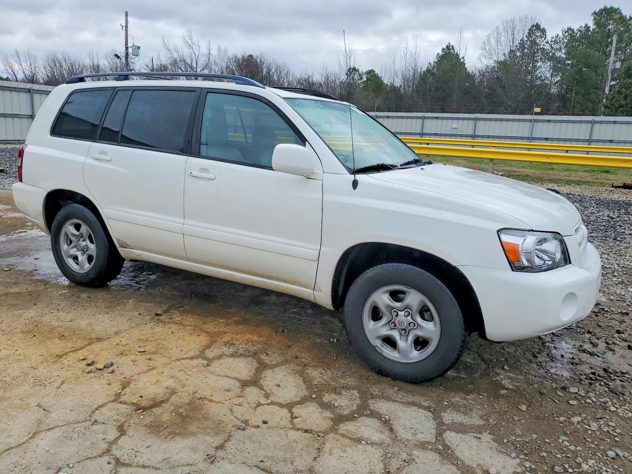2006 Toyota Highlander VIN JTEGD21A260151254 COPART salvage auction — Top/Roof, TN - SALVAGE CERTIFICATE, sold $1,500 on 2026-07-09 (photo 4)