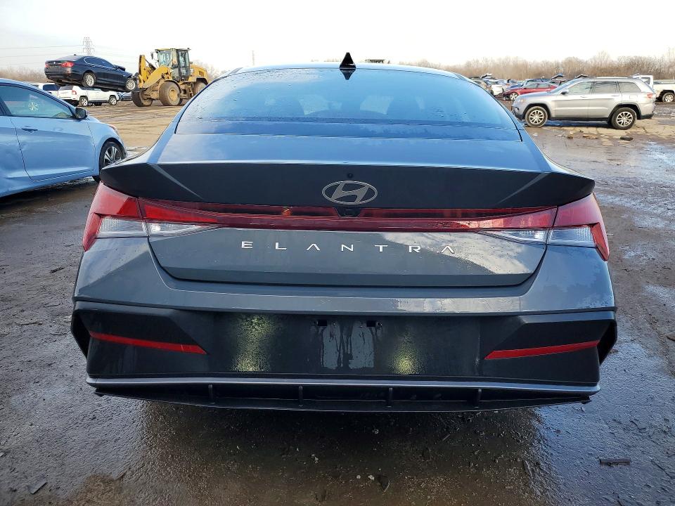 2024 Hyundai Elantra VIN KMHLM4DG0RU765131 COPART salvage auction — FRONT END, Il - Salvage Certificate, sold $6,100 on 2026-07-17 (photo 6)