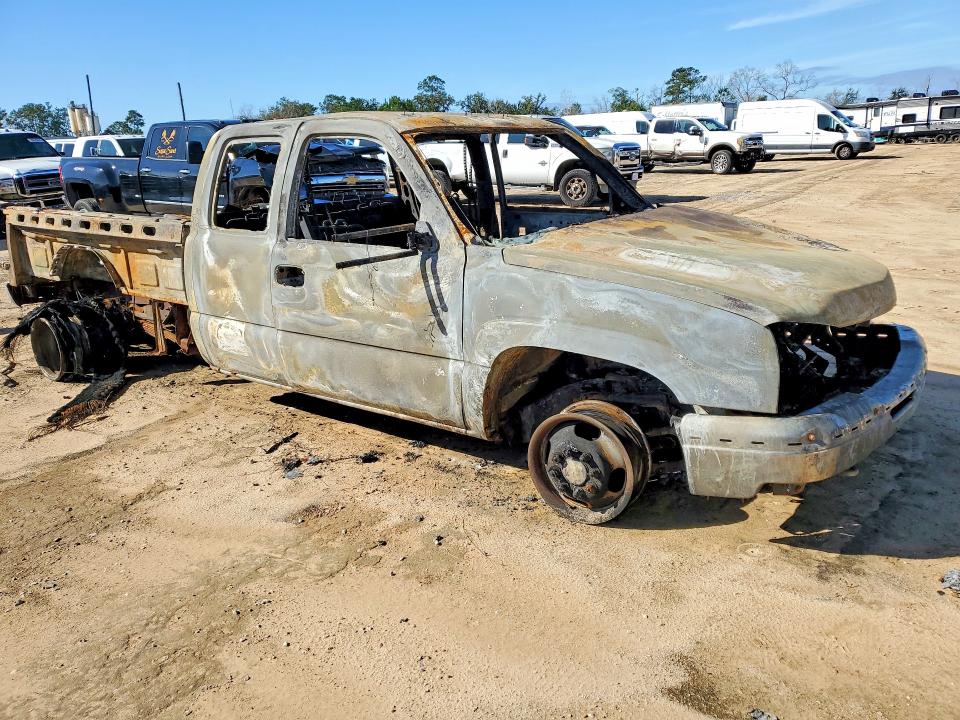 2007 Chevrolet Silverado VIN 1GCJK39D67E158426 COPART salvage auction — BURN, Fl - Cert Of Destruct-No Vin Plate, sold $200 on 2026-07-24 (photo 4)