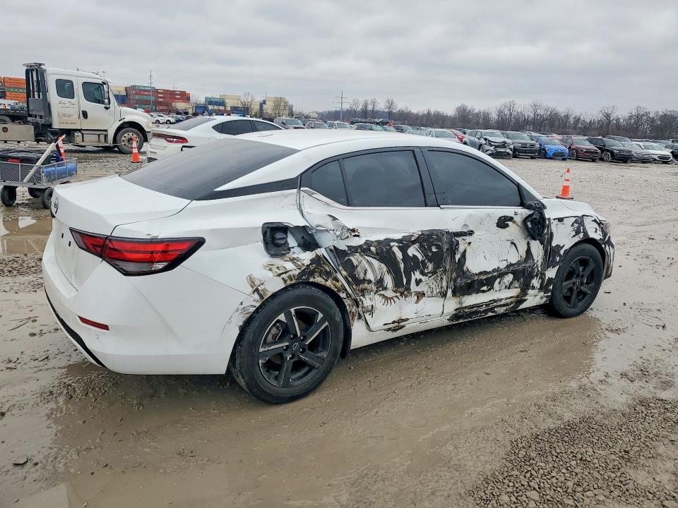 2025 Nissan Sentra VIN 3N1AB8CV3SY274938 COPART salvage auction — SIDE, OH - CERT OF TITLE-SALVAGE, sold $4,100 on 2026-07-02 (photo 3)