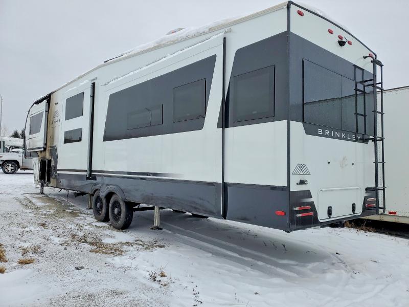 2024 Brinkleyrv Brinkleyrv VIN 7T0FZ4325RA002031 COPART salvage auction — BURN, IN - CERT OF TITLE-SALVAGE TITLE, sold $22,200 on 2026-07-20 (photo 3)