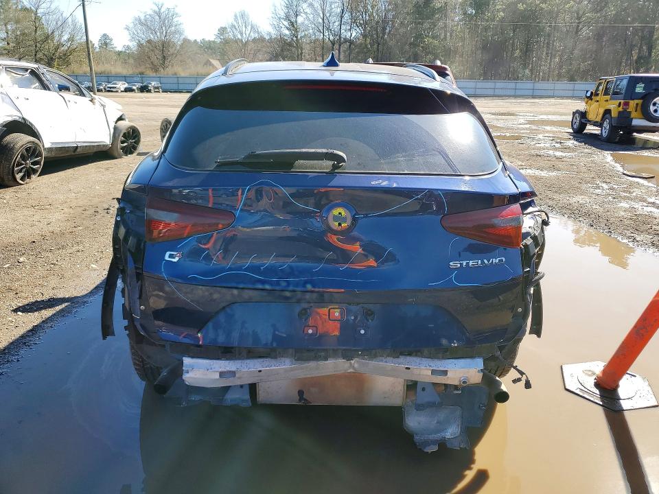 2018 Alfa romeo Stelvio VIN ZASFAKPN3J7B75508 COPART salvage auction — REAR END, Ms - Cert Of Title-Salvaged, sold $2,850 on 2026-07-31 (photo 6)