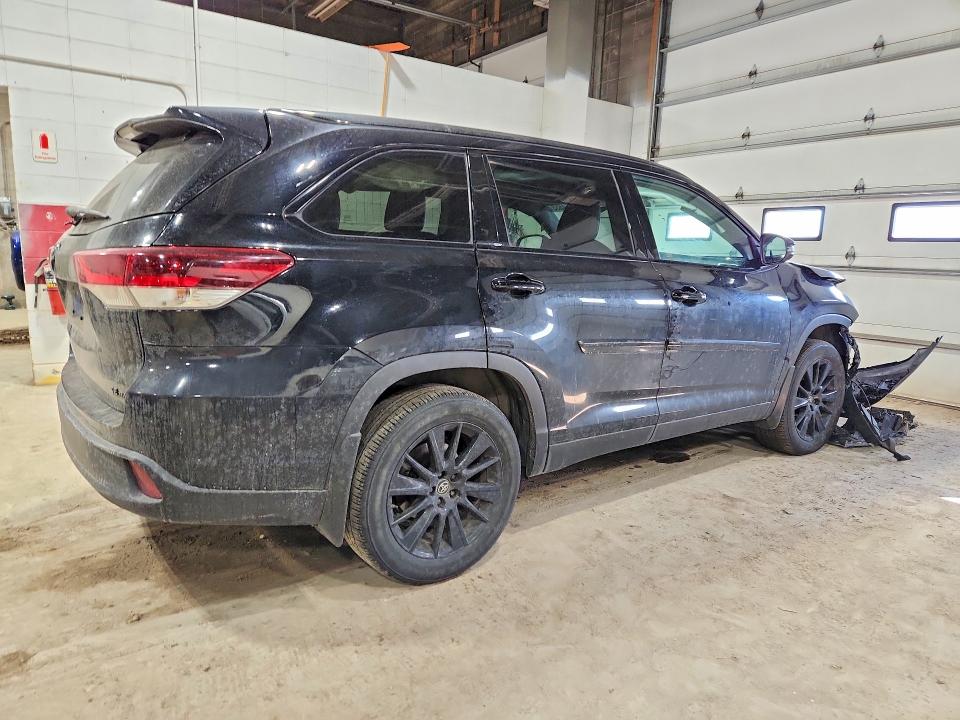 2019 Toyota Highlander VIN 5TDJZRFH7KS973517 COPART salvage auction — FRONT END, Salvage Title, sold $225 on 2026-07-23 (photo 3)