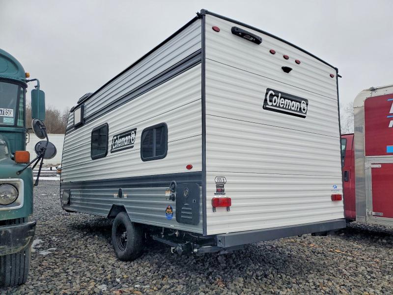 2025 Keystone Trailer VIN 4YDTCMG1XSH935716 COPART salvage auction — ROLLOVER, PA - CERTIFICATE OF SALVAGE, sold $3,700 on 2026-09-09 (photo 3)