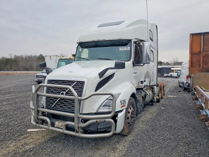 2024 Volvo Vn VIN 4V4NC9EH8RN652918 COPART salvage auction — SIDE, Other, sold $41,500 on 2026-07-30 (photo 2)