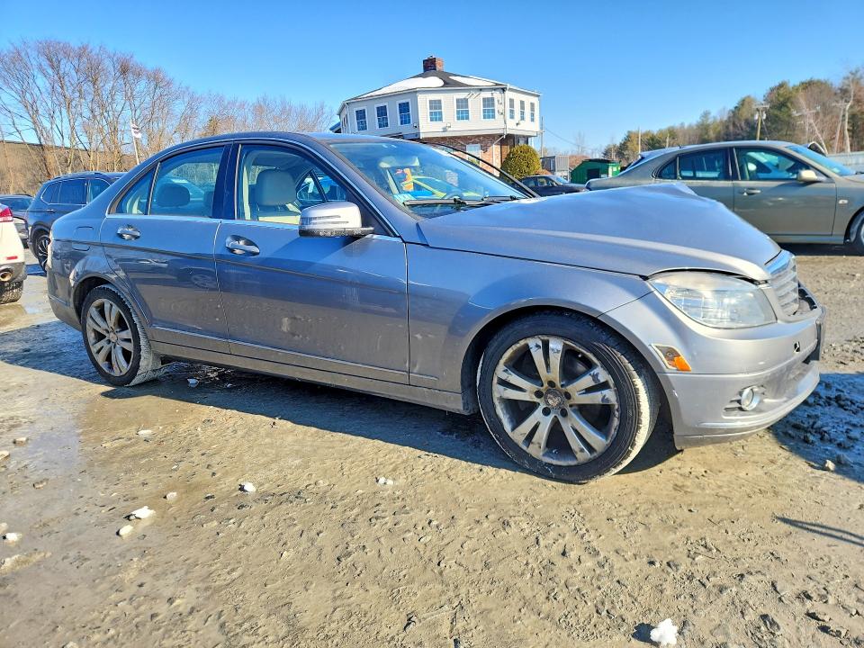 2011 Mercedes-benz C-klasse VIN WDDGF8BB4BR167007 COPART salvage auction — FRONT END, MA - CERT OF TITLE-RECONSTRCTD COLL, sold $125 on 2026-08-20 (photo 4)