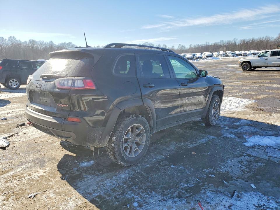 2022 Jeep Cherokee VIN 1C4PJMBX0ND518378 COPART salvage auction — FRONT END, Pa - Certificate Of Salvage, sold $7,900 on 2026-07-02 (photo 3)