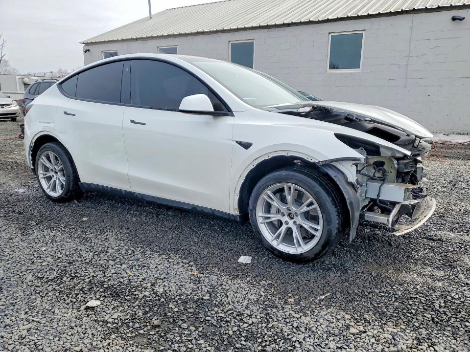 2023 Tesla Model y VIN 7SAYGDEE7PF685638 COPART salvage auction — FRONT END, Nj - Cert Of Title-Salvage, sold $12,500 on 2026-07-17 (photo 4)