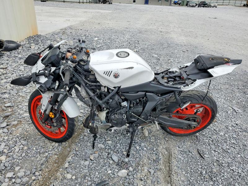 2023 Yamaha Yzfr7 VIN JYARM38E5PA006972 COPART salvage auction — ROLLOVER, Id - Salvage Certificate Of Title, sold $1,750 on 2026-07-02 (photo 3)