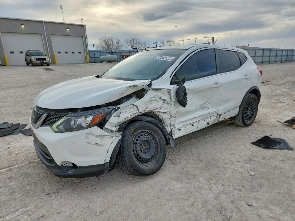 2019 Nissan VIN JN1BJ1CP1KW228810 COPART salvage auction — FRONT END, NE - CERT OF TITLE-SALVAGE, sold $225 on 2026-07-28 (photo 1)