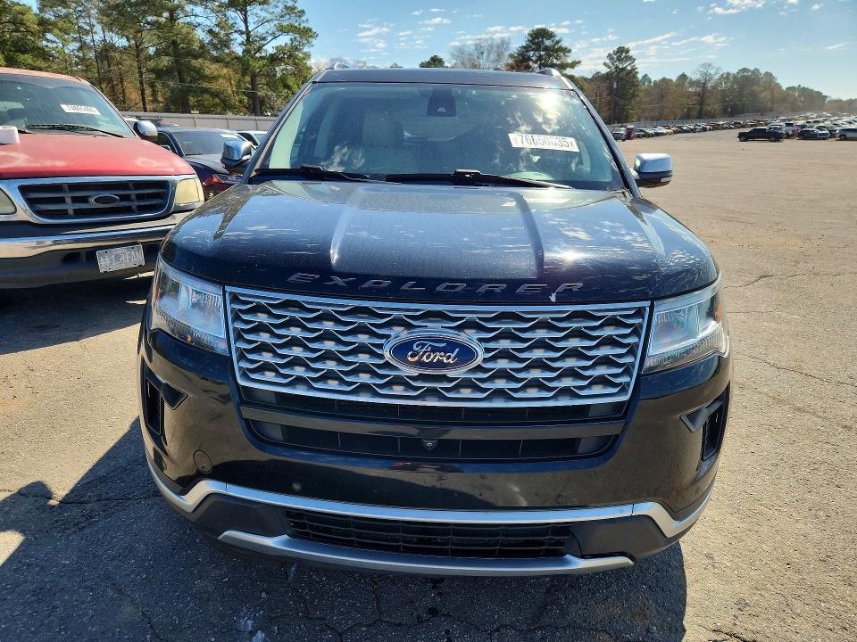 2018 Ford Explorer VIN 1FM5K8HTXJGC04807 COPART salvage auction — BIOHAZARD/CHEMICAL, Salvage Title, sold $4,350 on 2026-08-03 (photo 5)