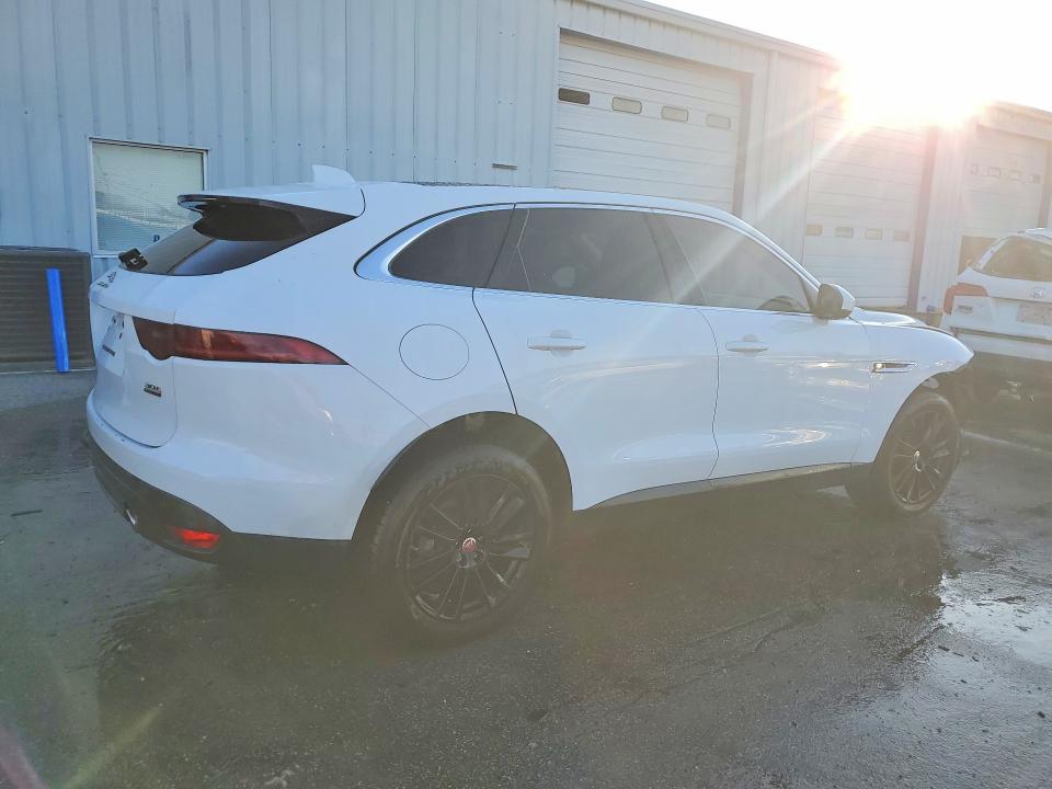 2019 Jaguar F-pace VIN SADCK2GX7KA390263 COPART salvage auction — FRONT END, AL - CERT OF TITLE-SALVAGE TITLE, sold $3,250 on 2026-07-02 (photo 3)