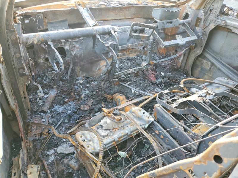 2015 Ram 3500 VIN 3C7WRTAL3FG638213 COPART salvage auction — BURN, Ks - Non-Repairable Vehicle Certifi, sold $100 on 2026-07-22 (photo 8)