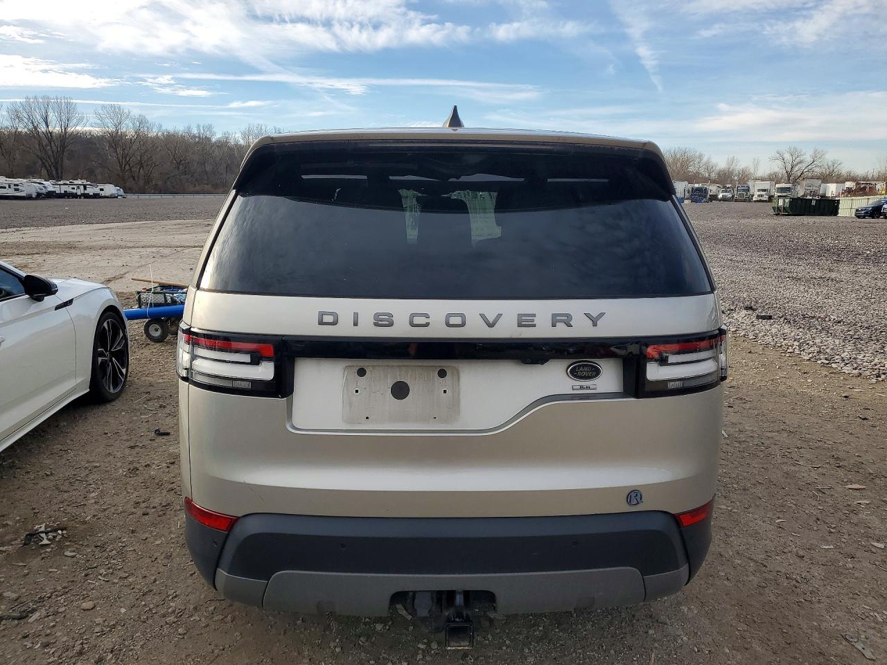 2017 Land Rover Discovery VIN SALRGBBVXHA037322 COPART salvage auction — Minor Dent/Scratches, KS - CERTIFICATE OF TITLE, sold $775 on 2026-07-02 (photo 6)