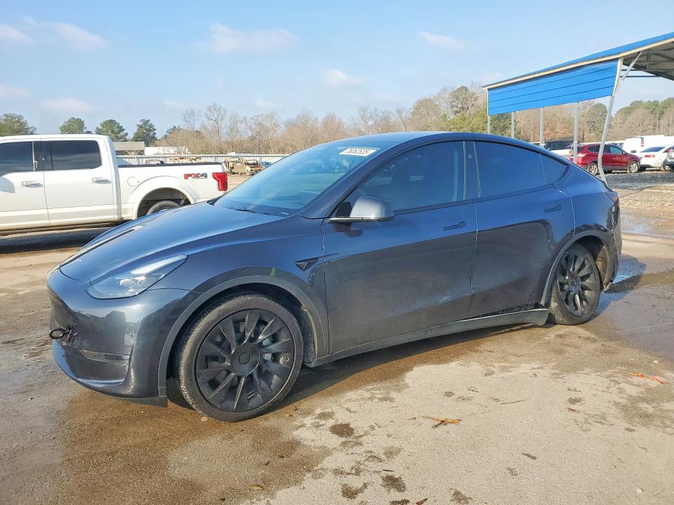 2024 Tesla Model y VIN 7SAYGDED8RF156841 COPART salvage auction — UNDERCARRIAGE, Ms - Cert Of Title-Salvaged, sold $13,500 on 2026-07-06 (photo 1)