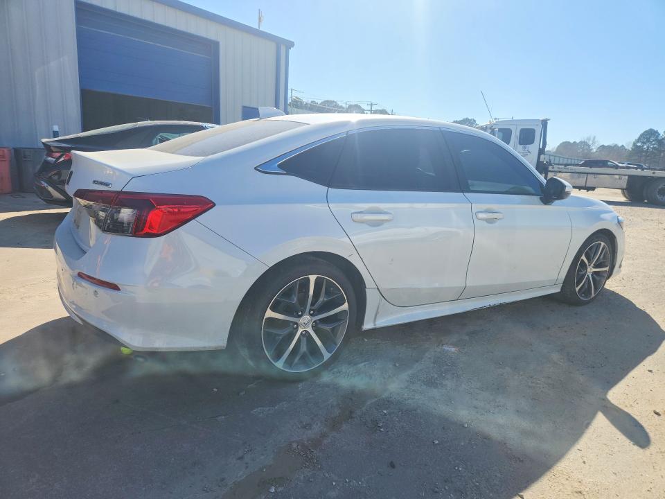2022 Honda Civic VIN 2HGFE1F96NH327997 COPART salvage auction — MINOR DENT/SCRATCHES, AR - CERTIFICATE OF TITLE, sold $7,800 on 2026-07-07 (photo 3)