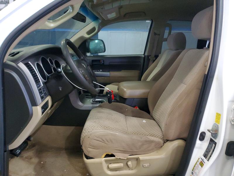 2010 Toyota Tundra VIN 5TFUY5F12AX133908 COPART salvage auction — REAR END, In - Certificate Of Title, sold $5,000 on 2026-07-30 (photo 7)