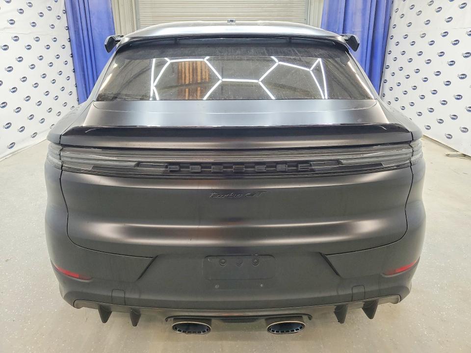 2024 Porsche Cayenne VIN WP1BK2AY2RDA72499 COPART salvage auction — WATER/FLOOD, TX - SALVAGE TITLE-FLOOD DAMAGE, sold $57,500 on 2026-09-04 (photo 6)