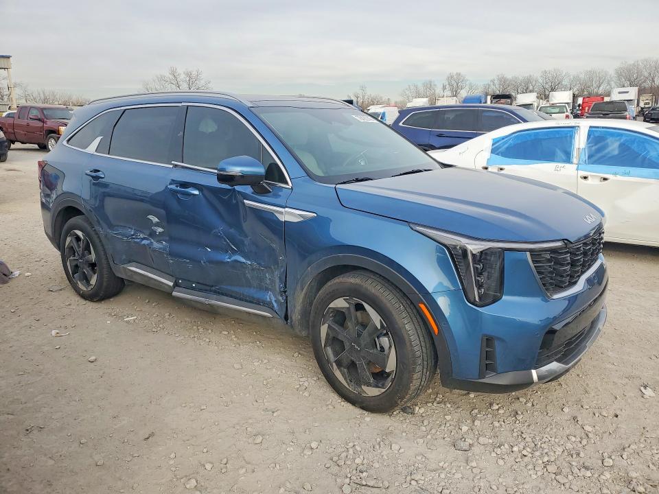 2025 Kia Sorento VIN KNDRKDJG8S5397760 COPART salvage auction — SIDE, Ks - Cert Of Title-Salvage, sold $3,300 on 2026-07-21 (photo 4)
