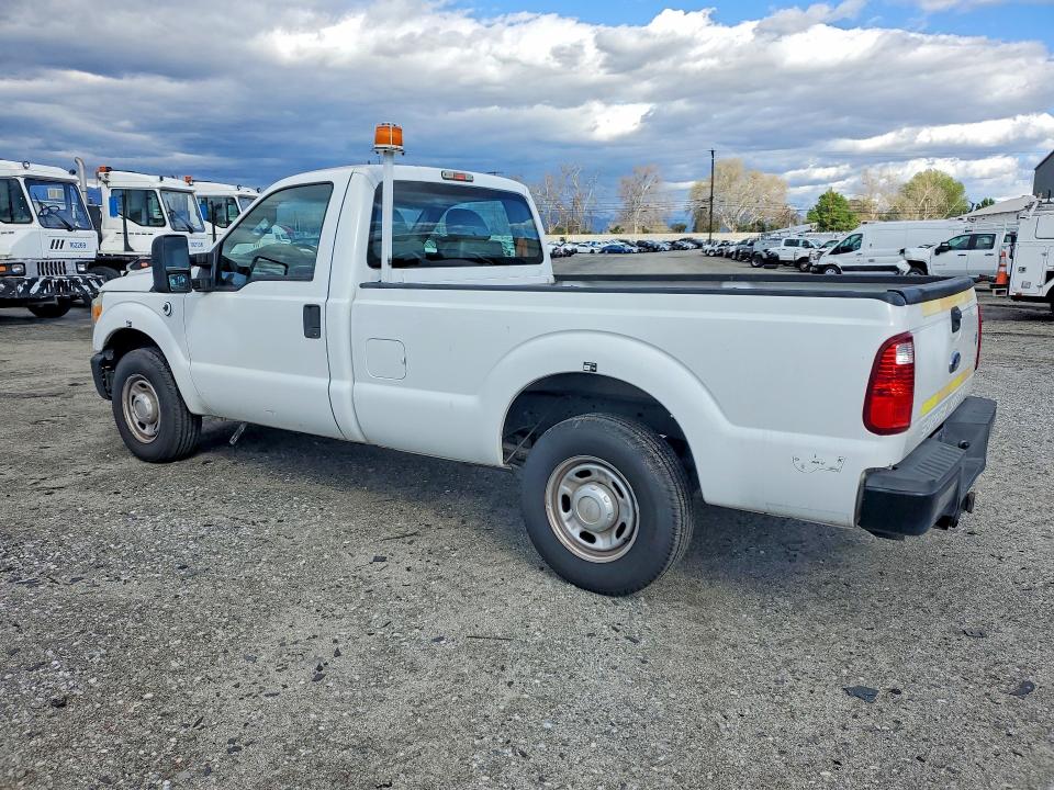 2013 Ford F-250 VIN 1FTBF2A68DEB81802 COPART salvage auction — MINOR DENT/SCRATCHES, CA - APP FOR DUP CLEAN OR AC, sold $1,400 on 2026-07-09 (photo 2)