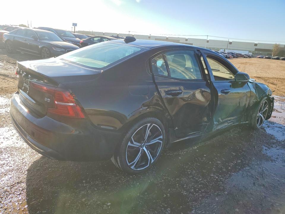 2024 Volvo S60 VIN 7JRL12FL4RG281264 COPART salvage auction — WATER/FLOOD, Mi - Scrap Cert Of Title-Flood Veh, sold $1,100 on 2026-07-17 (photo 3)