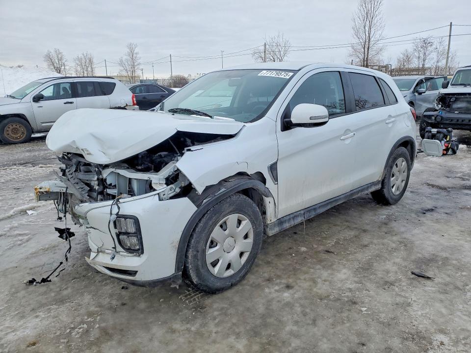 2023 Mitsubishi Outlander VIN JA4AJVAW4PU606917 COPART salvage auction — FRONT END, Qc - Gravement Accidente, sold $3,650 on 2026-07-07 (photo 1)