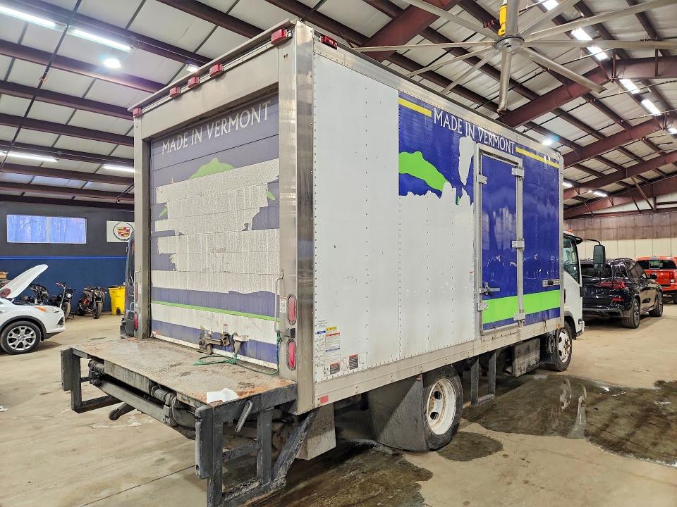 2015 Isuzu Nqr VIN JALE5W167F7900521 COPART salvage auction — MINOR DENT/SCRATCHES, Vt - Certificate Of Title, sold $13,500 on 2026-07-08 (photo 3)