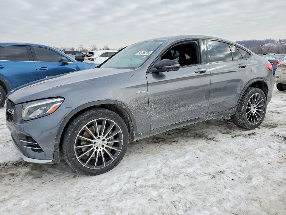 2017 Mercedes-benz Glc VIN WDC0J6EB6HF284215 COPART salvage auction — FRONT END, Il - Salvage Certificate, sold $10,400 on 2026-07-13 (photo 1)