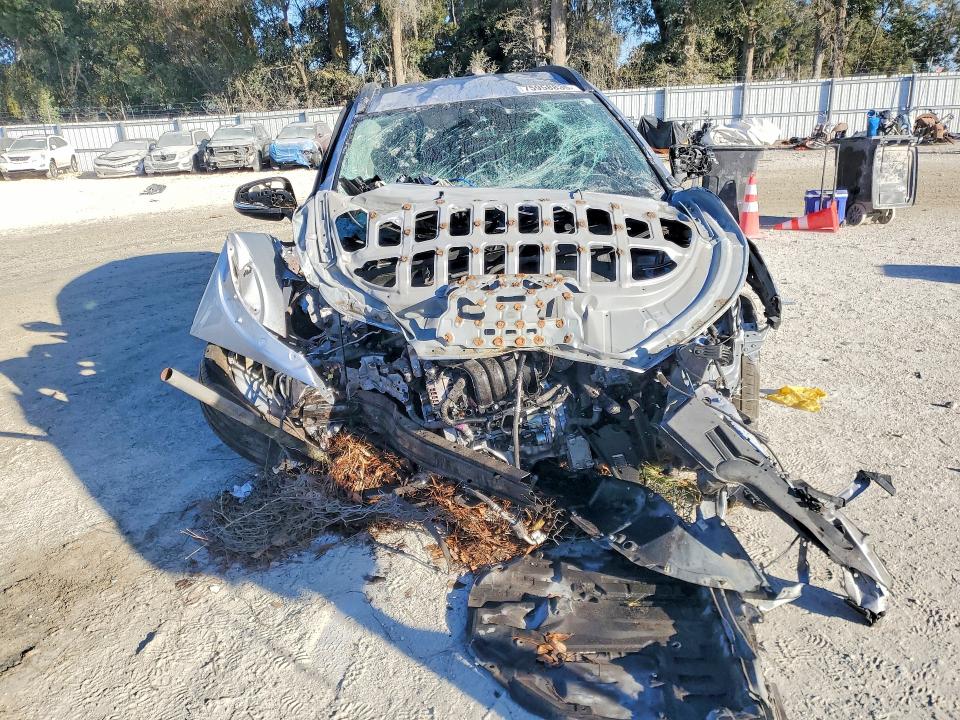 2024 Toyota Corolla cross VIN 7MUCAAAG2RV090778 COPART salvage auction — FRONT END, Fl - Certificate Of Destruction, sold $3,250 on 2026-07-09 (photo 5)