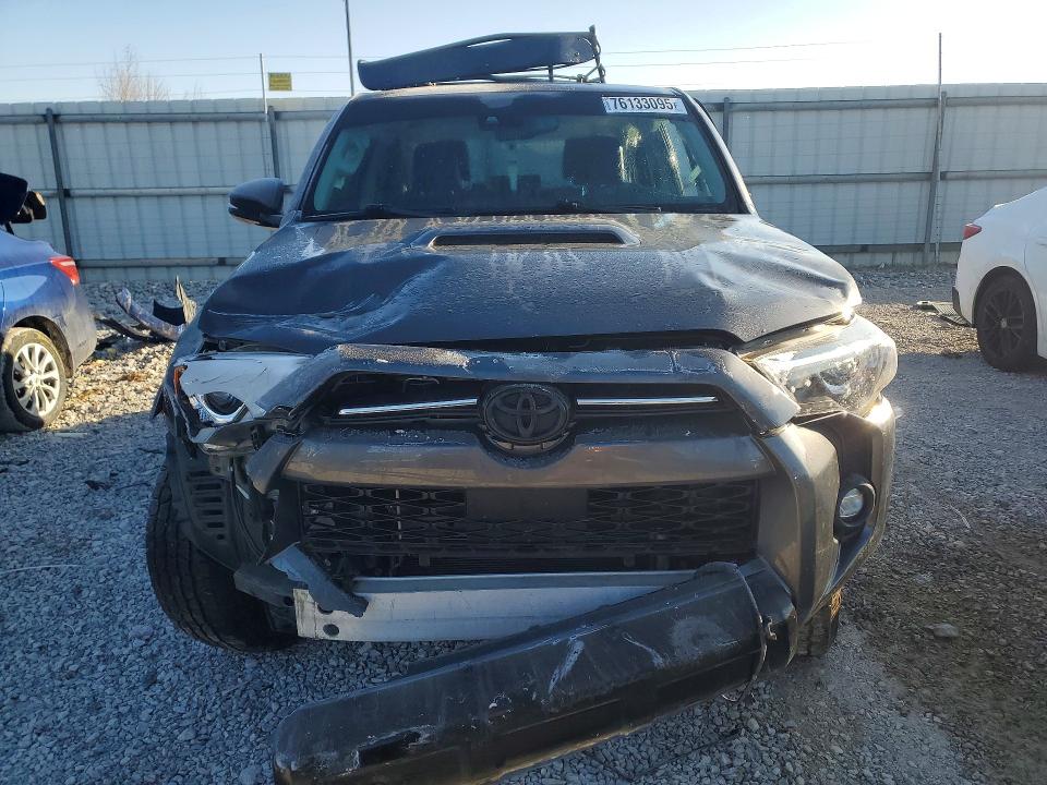 2021 Toyota 4runner VIN JTEHU5JR0M5843766 COPART salvage auction — ROLLOVER, Ky - Cert Of Title-Salvage, sold $7,700 on 2026-07-22 (photo 5)