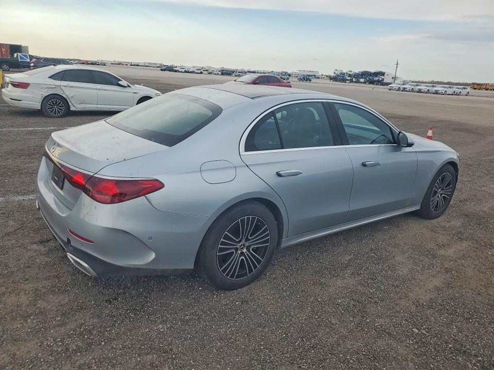2025 Mercedes-benz E-class VIN W1KLF4HB3SA093849 COPART salvage auction — FRONT END, On - Permit No Brand - Unfit, sold $27,250 on 2026-07-06 (photo 3)