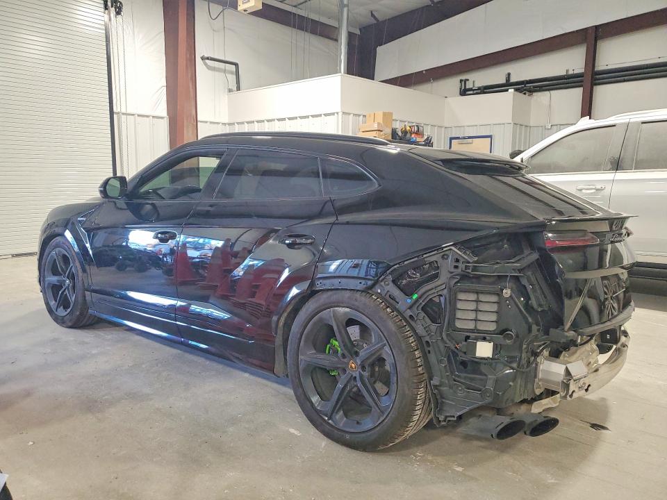 2019 Lamborghini Urus VIN ZPBUA1ZL6KLA04680 COPART salvage auction — Rear End, TX - SALVAGE TITLE-FLOOD DAMAGE, sold $72,500 on 2026-06-25 (photo 2)