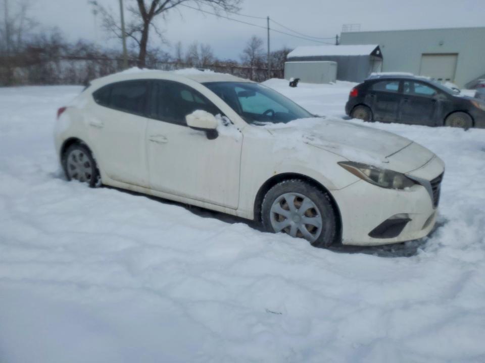 2014 Mazda 3 VIN JM1BM1K72E1178779 COPART salvage auction — REAR END, Qc - Gravement Accidente, sold $300 on 2026-07-14 (photo 4)