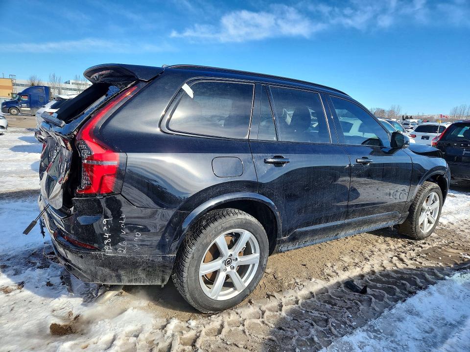 2026 Volvo Xc90 VIN YV4H60PM1T1437267 COPART salvage auction — REAR END, Salvage Title, sold $47,250 on 2026-08-25 (photo 3)