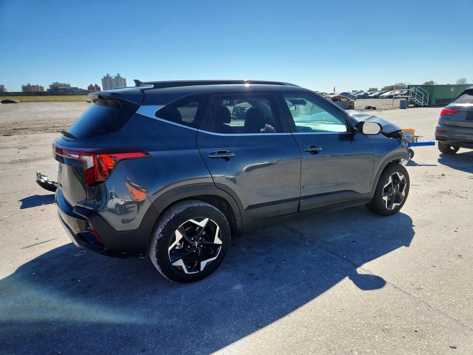 2025 Kia Seltos VIN KNDER2AA4S7700970 COPART salvage auction — FRONT END, LA - CERT OF TITLE-SALVAGE, sold $4,200 on 2026-07-15 (photo 3)