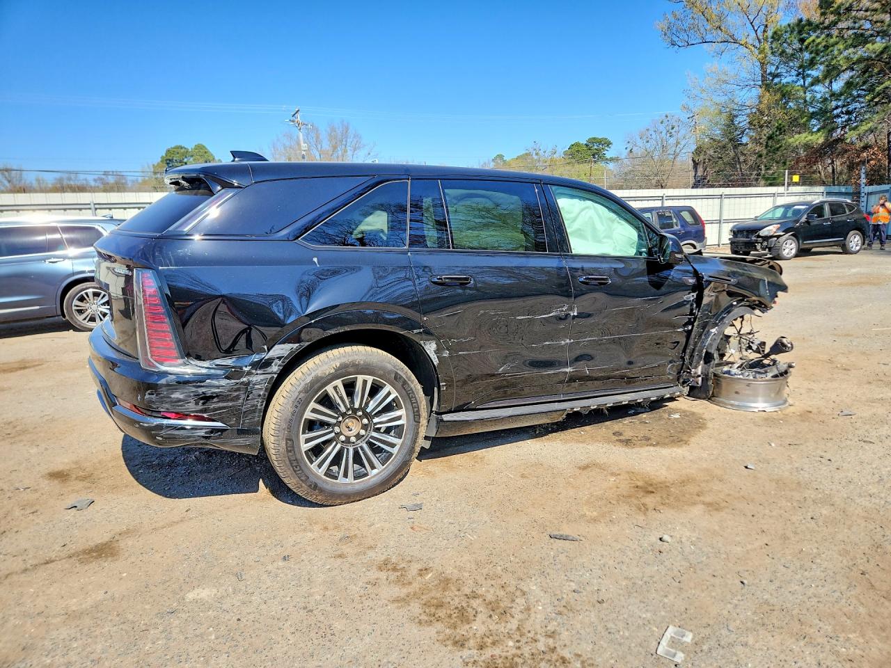 2026 Cadillac Escalade VIN 1GYTEEKL7TU100087 COPART salvage auction — Front End, LA - CERT OF TITLE-SALVAGE, sold $29,500 on 2026-07-02 (photo 3)