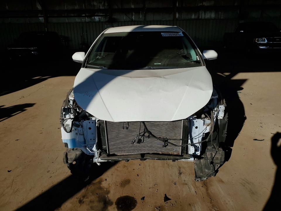 2021 Toyota Prius VIN JTDKAMFU5M3151640 COPART salvage auction — FRONT END, Az - Cert Of Title - Salvage, sold $7,000 on 2026-07-13 (photo 5)