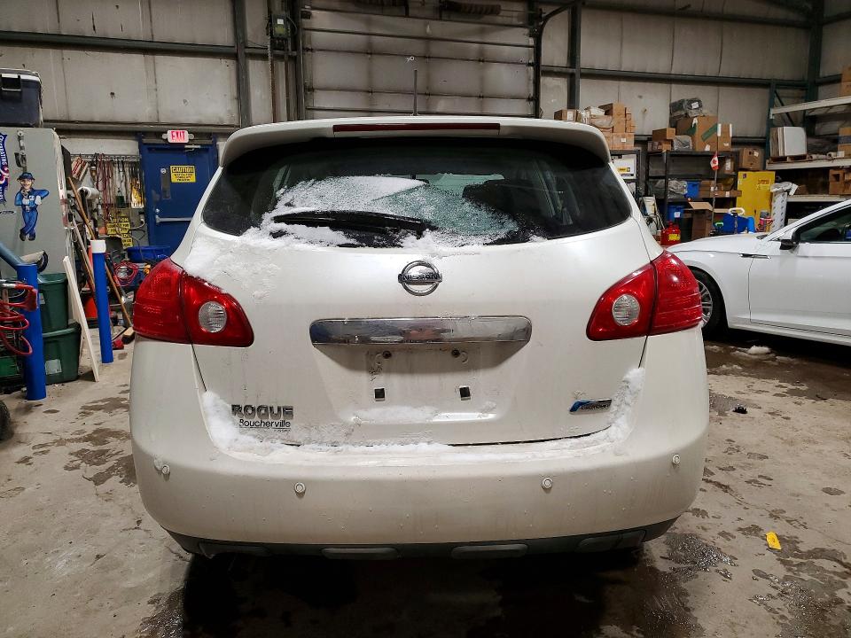 2012 Nissan Rogue sport VIN JN8AS5MT8CW262225 COPART salvage auction — FRONT END, On - Permit No Brand - Unfit, sold $400 on 2026-07-07 (photo 6)