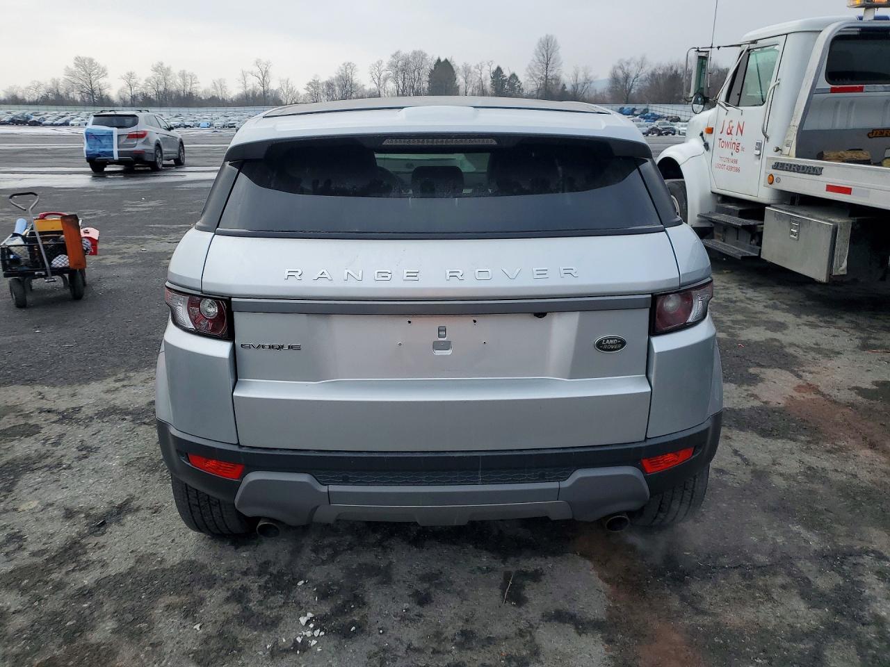 2015 Land Rover Range Rover Evoque VIN SALVR2BG2FH044490 COPART salvage auction — Normal Wear, PA - DEALER ONLY CLEAN TITLE, sold $1,500 on 2026-06-30 (photo 6)