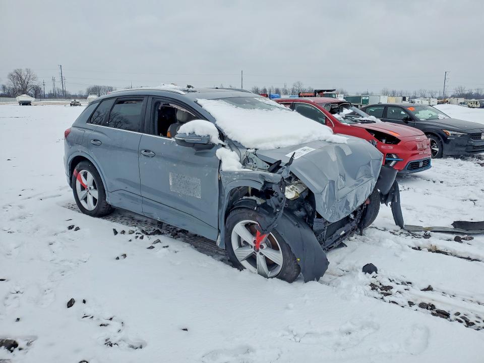 2022 Audi Q4 e-tron VIN WA1J2BFZ5NP047937 COPART salvage auction — FRONT END, MO - JUNKING CERTIFICATE, sold $3,450 on 2026-07-27 (photo 4)