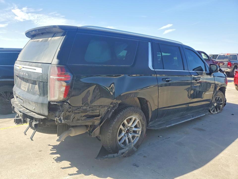 2022 Chevrolet Suburban VIN 1GNSCCKDXNR321832 COPART salvage auction — REAR END, Tx - Salvage Vehicle Title, sold $9,100 on 2026-07-30 (photo 3)