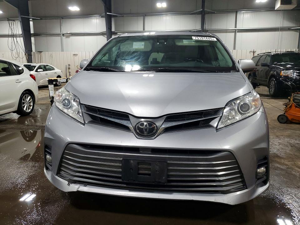 2018 Toyota Sienna VIN 5TDDZ3DC0JS203837 COPART salvage auction — REAR END, MN - CERT OF TITLE-SALVAGE, sold $4,300 on 2026-07-28 (photo 5)
