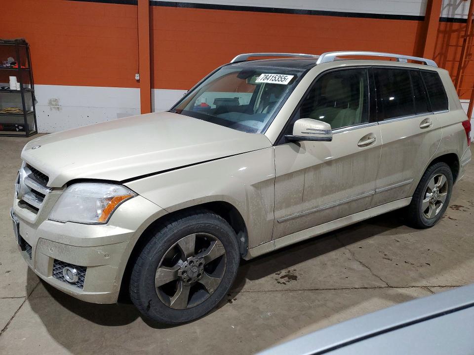 2011 Mercedes-benz Glk-class VIN WDCGG8HBXBF628057 COPART salvage auction — REAR END, AB - BOS - SALVAGE, sold $275 on 2026-07-21 (photo 1)