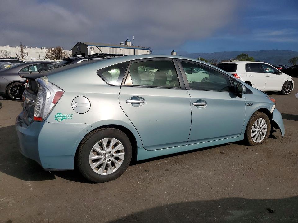 2014 Toyota Prius VIN JTDKN3DP0E3062152 COPART salvage auction — FRONT END, Ca - Salvage Certificate, sold $4,600 on 2026-07-07 (photo 3)