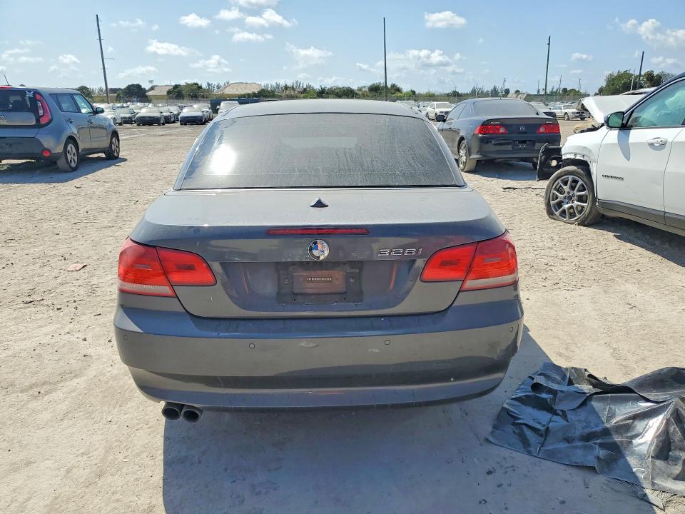 2008 BMW 3er VIN WBAWL13578PX17977 COPART salvage auction — REAR END, Fl - Cert Of Title Slvg Rebuildable, sold $275 on 2026-07-07 (photo 6)