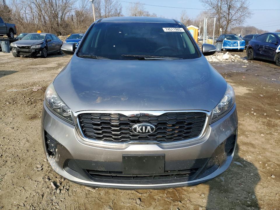 2019 Kia Sorento VIN 5XYPGDA52KG530365 COPART salvage auction — REAR END, Mi - Certificate Of Title, sold $2,250 on 2026-07-09 (photo 5)