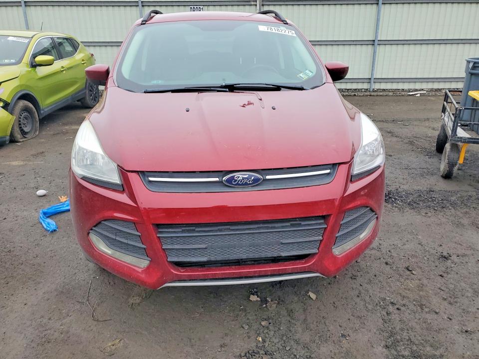 2016 Ford Escape VIN 1FMCU9GXXGUC17420 COPART salvage auction — MINOR DENT/SCRATCHES, Pa - Certificate Of Salvage, sold $1,100 on 2026-07-02 (photo 5)