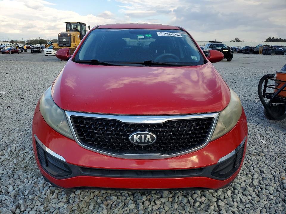 2014 Kia Sportage VIN KNDPB3ACXE7652092 COPART salvage auction — MINOR DENT/SCRATCHES, Salvage Title, sold $1,300 on 2026-07-29 (photo 5)