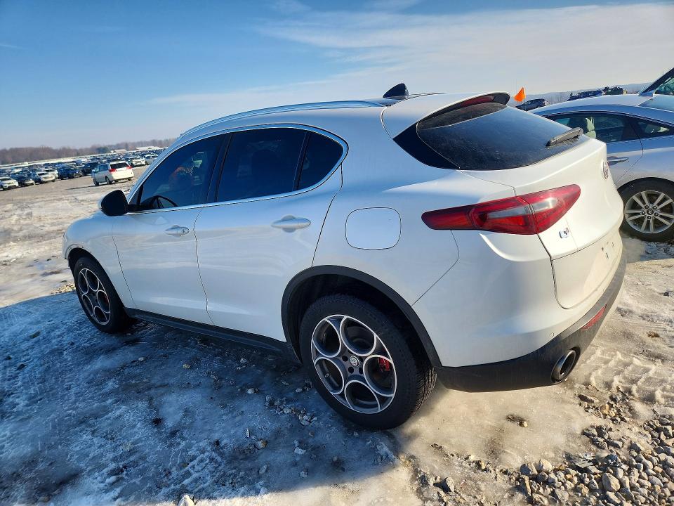 2018 Alfa romeo Stelvio VIN ZASFAKRN3J7B59581 COPART salvage auction — FRONT END, Mi - Cert Of Title-Salvage Vehicle, sold $6,400 on 2026-08-13 (photo 2)